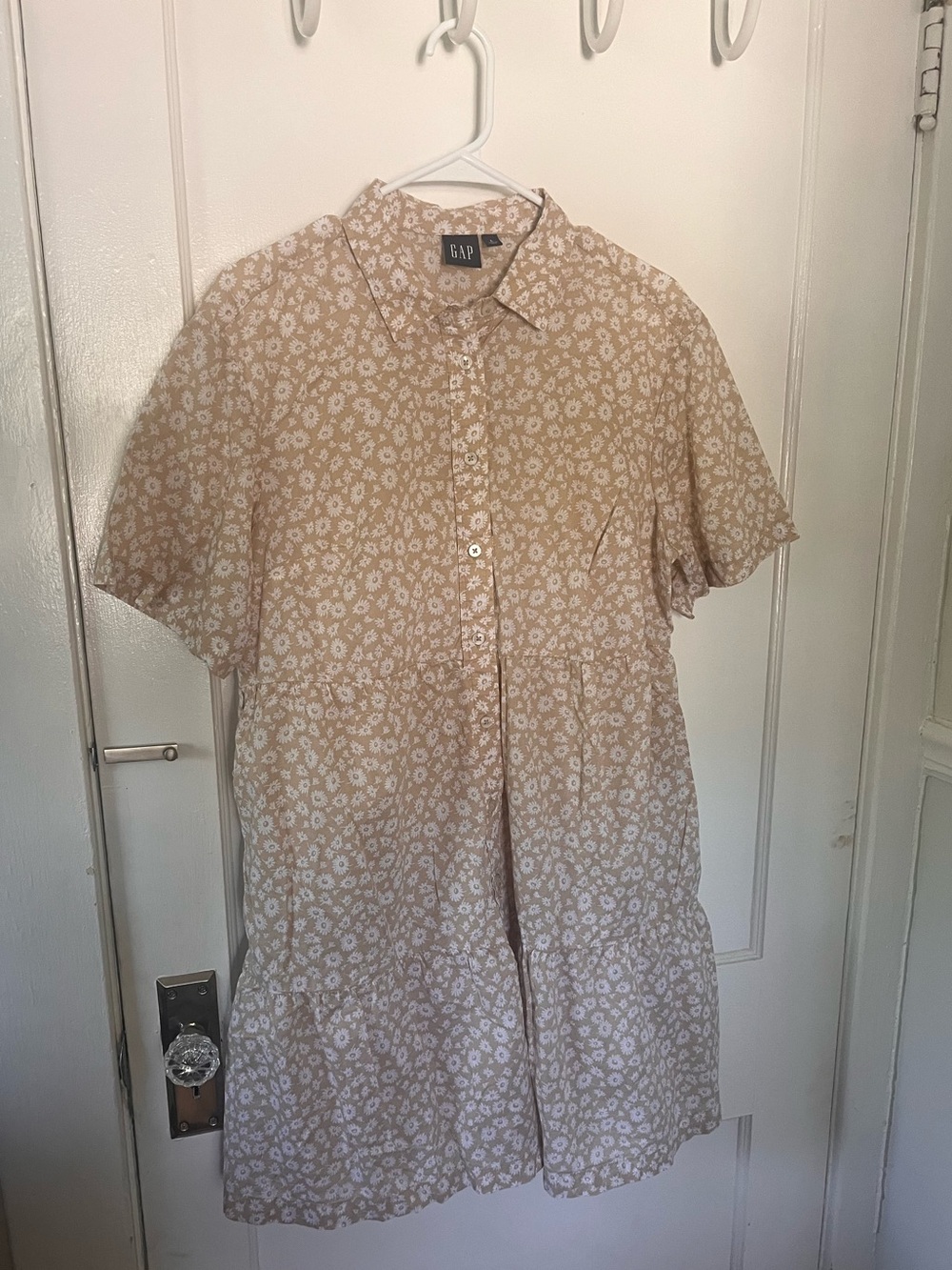 GAP Tan Floral Button-Up Short Sleeve Dress